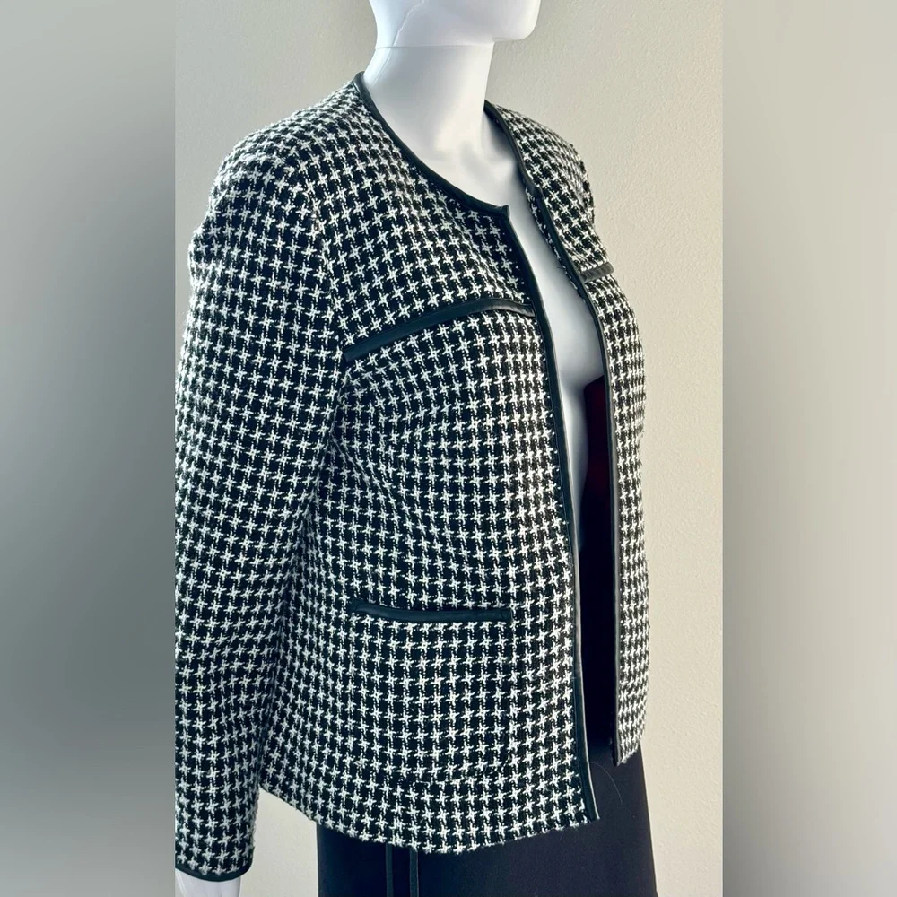 Lavender & Honey Anthropologie Black White Boucle Tweed Open Blazer Sz-M. - Picture 2 of 16